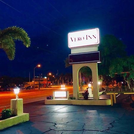 ורו ביץ' Vero Inn מראה חיצוני תמונה